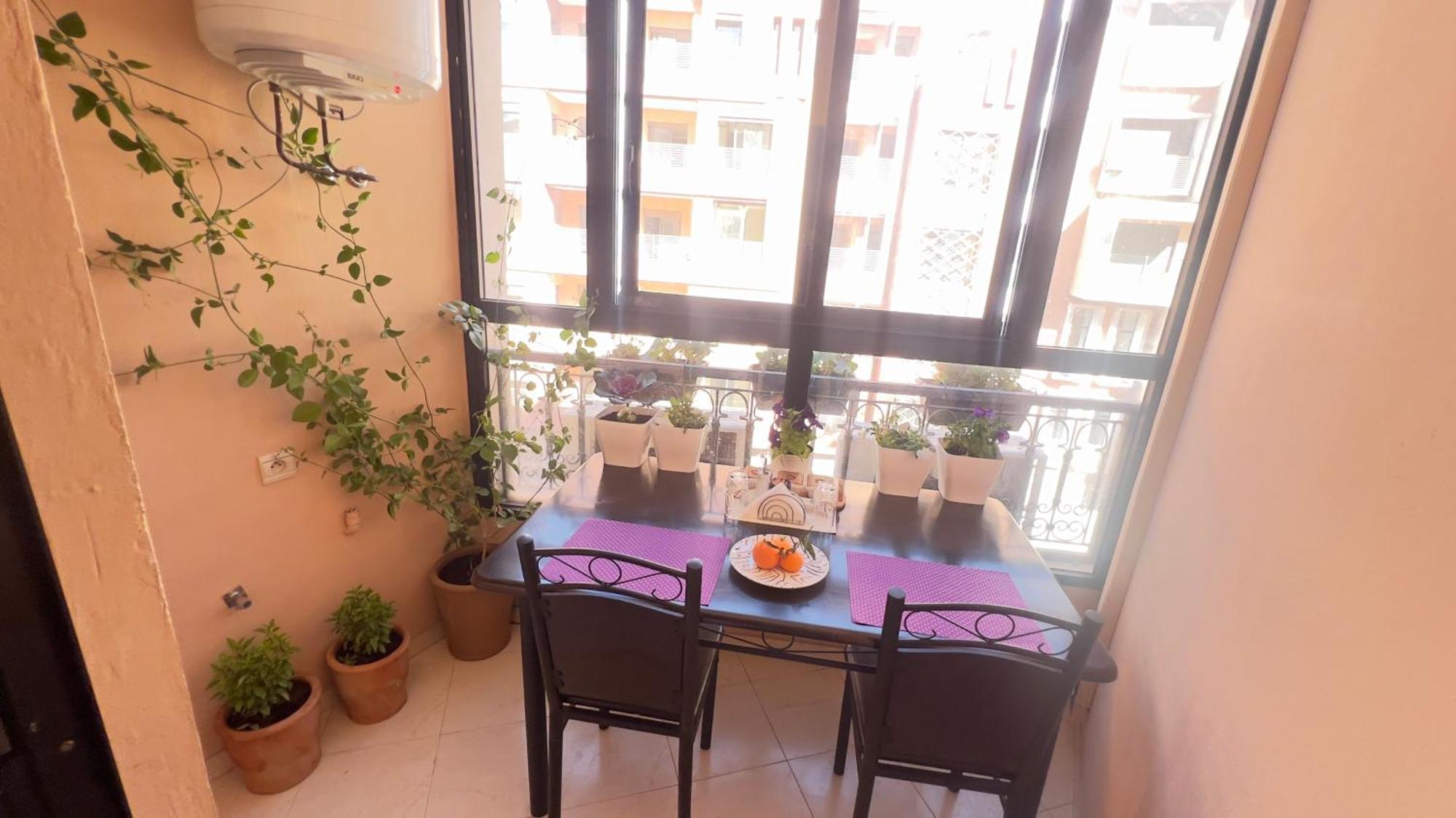 Magnifique Appartement Spacieux Confort Propre Familial 2 Chambres Salon Et Salle A Manger A 20Mn A Pied De Place Jemaa El Fina 4 Piscines Dans Espace De Golf A 12 Mn En Voitures L Entree Est Gratuit Pour La Clientele Ouvert Entre 10H Et 20H Марракеш Экстерьер фото