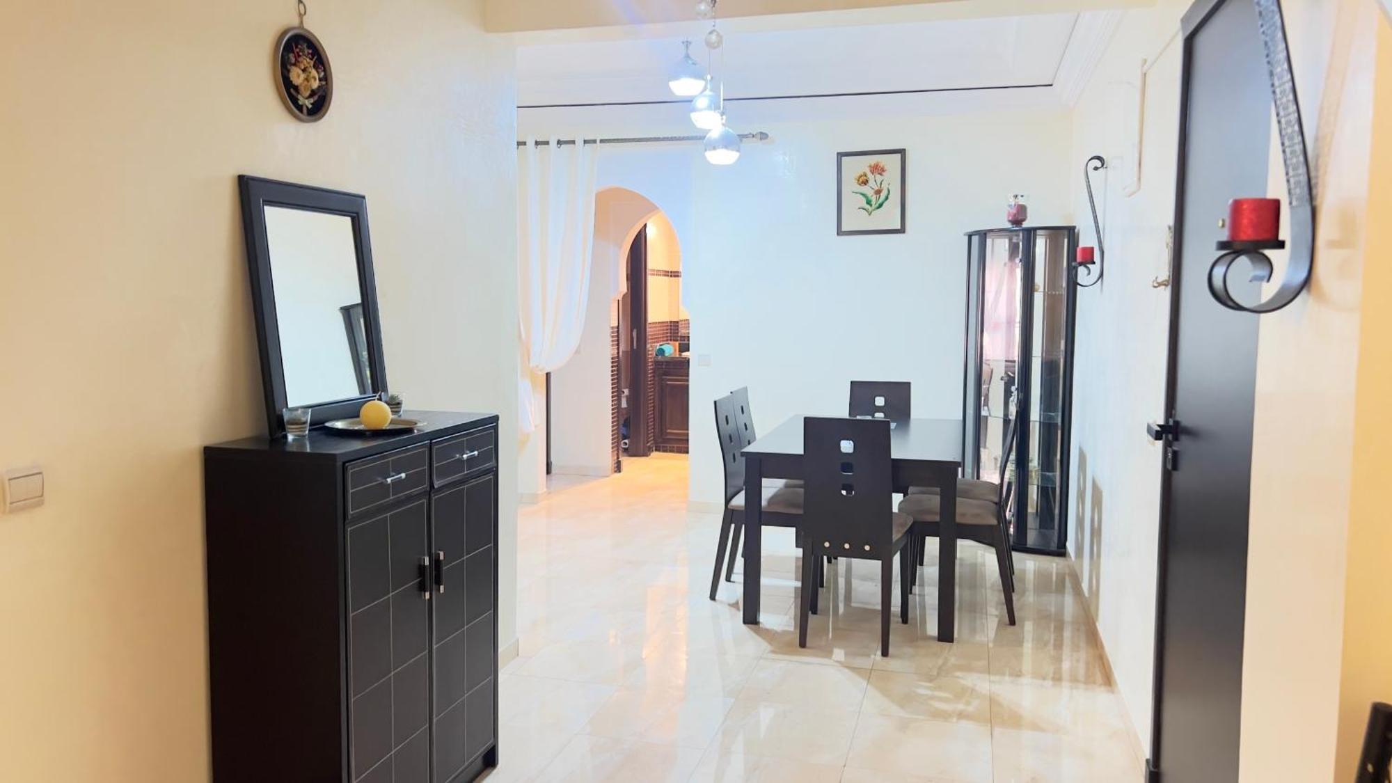 Magnifique Appartement Spacieux Confort Propre Familial 2 Chambres Salon Et Salle A Manger A 20Mn A Pied De Place Jemaa El Fina 4 Piscines Dans Espace De Golf A 12 Mn En Voitures L Entree Est Gratuit Pour La Clientele Ouvert Entre 10H Et 20H Марракеш Экстерьер фото