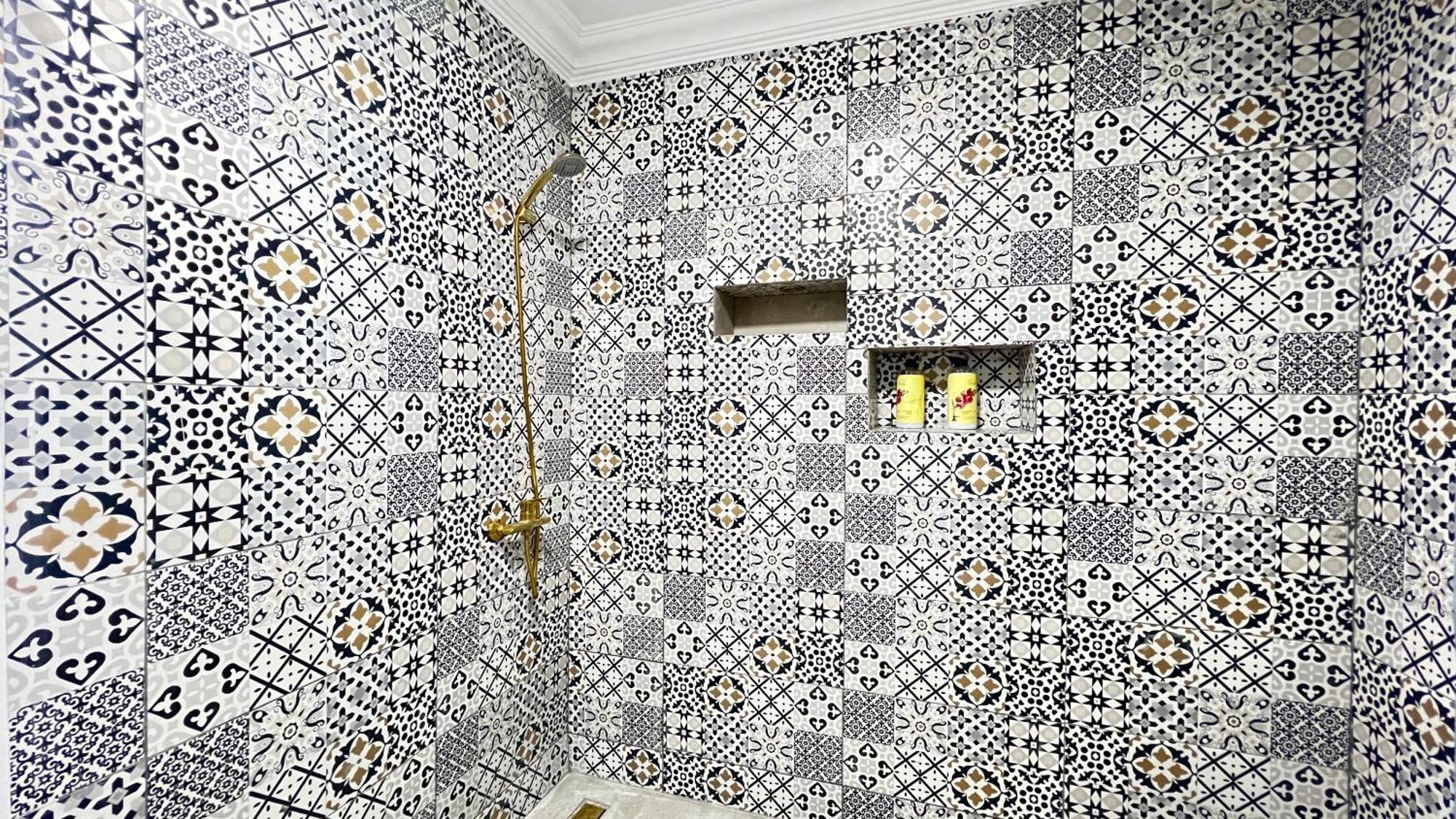 Magnifique Appartement Spacieux Confort Propre Familial 2 Chambres Salon Et Salle A Manger A 20Mn A Pied De Place Jemaa El Fina 4 Piscines Dans Espace De Golf A 12 Mn En Voitures L Entree Est Gratuit Pour La Clientele Ouvert Entre 10H Et 20H Марракеш Экстерьер фото